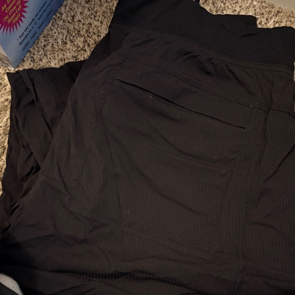 Men's Black Lululemon Light Cargo Pants